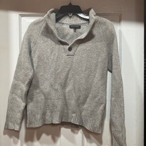 Banana republic sweater
